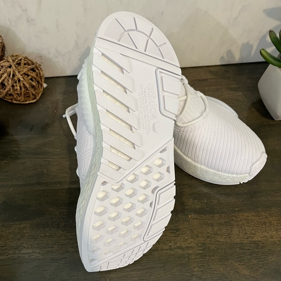adidas NMD W1 Triple White - Picture 9 of 9